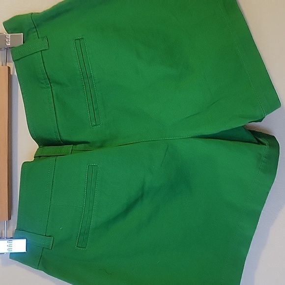 NEW YORK & COMPANY  SHORTS - Picture 5 of 5